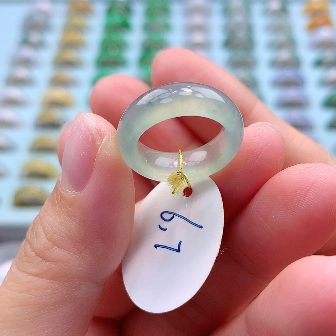 未镶嵌戒指翡翠心***/6.7圈