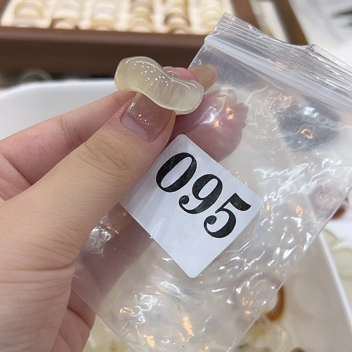 合金戒指玛瑙/玉髓95港11