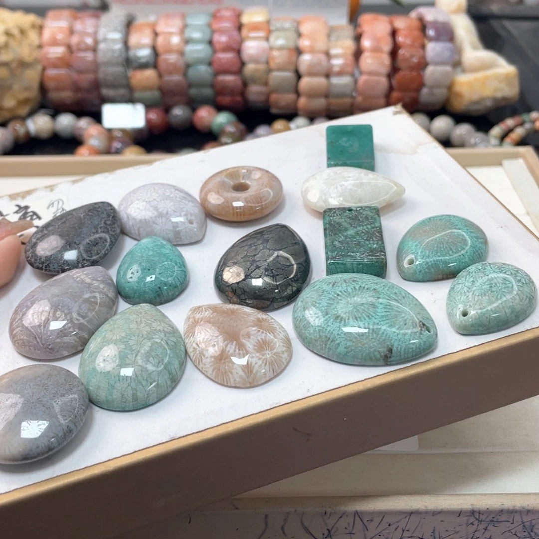 硅化珊瑚（珊瑚玉）手链未镶嵌小*藻695