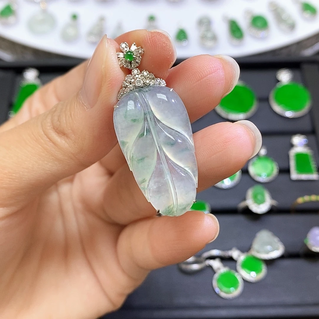 翡翠18K金镶嵌吊坠(不含链)