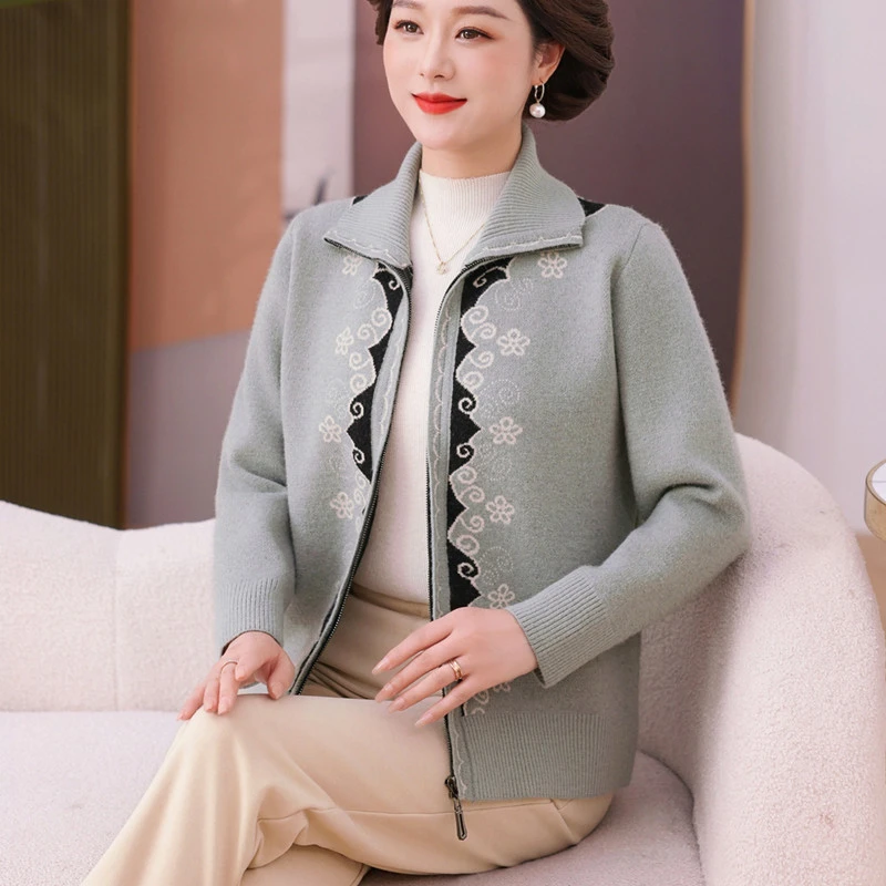 中老年秋冬装针织外套大码洋气开衫妈妈秋装绣花夹克拉链上衣厚
