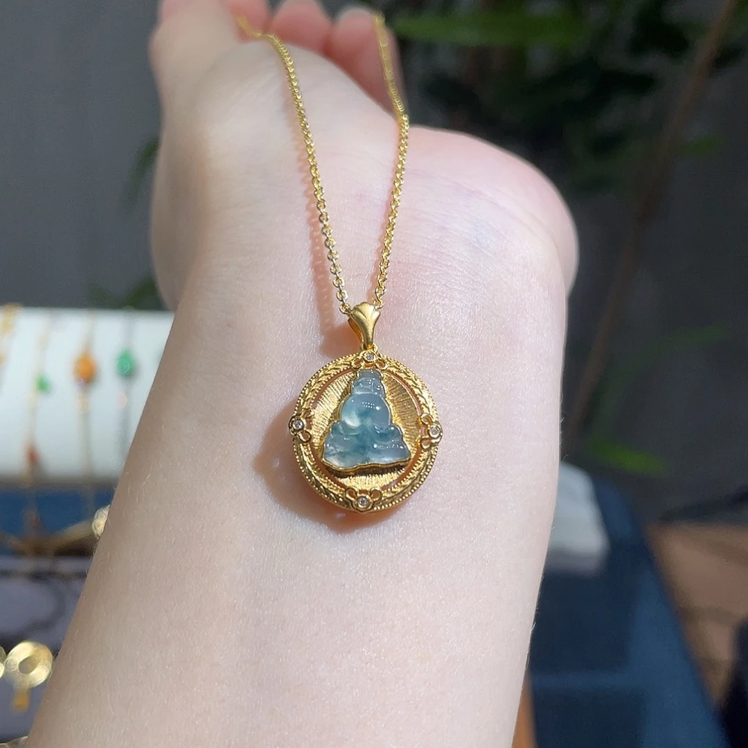 翡翠18K金镶嵌吊坠(不含链)时尚锦鲤牌牌