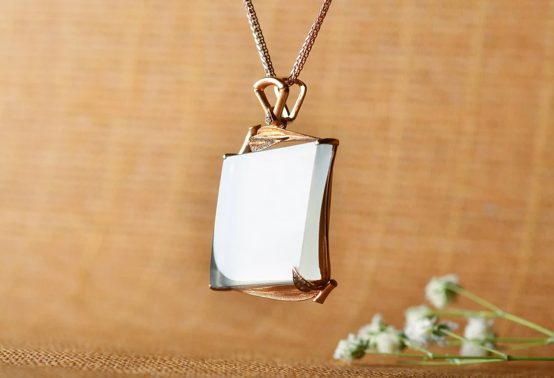 高冰豆腐块无事牌方块吊坠整体34.5×22.4×6.5裸23.3×21.6×4.7