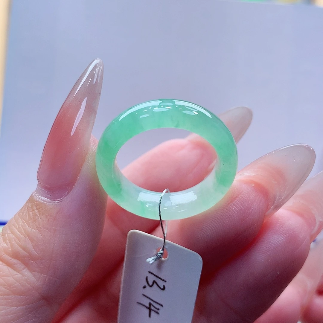 翡翠未镶嵌戒指缅甸A货
