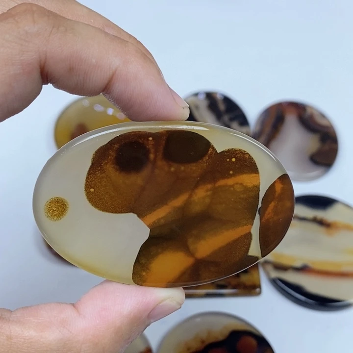 玛瑙/玉髓未镶嵌珠宝半成品