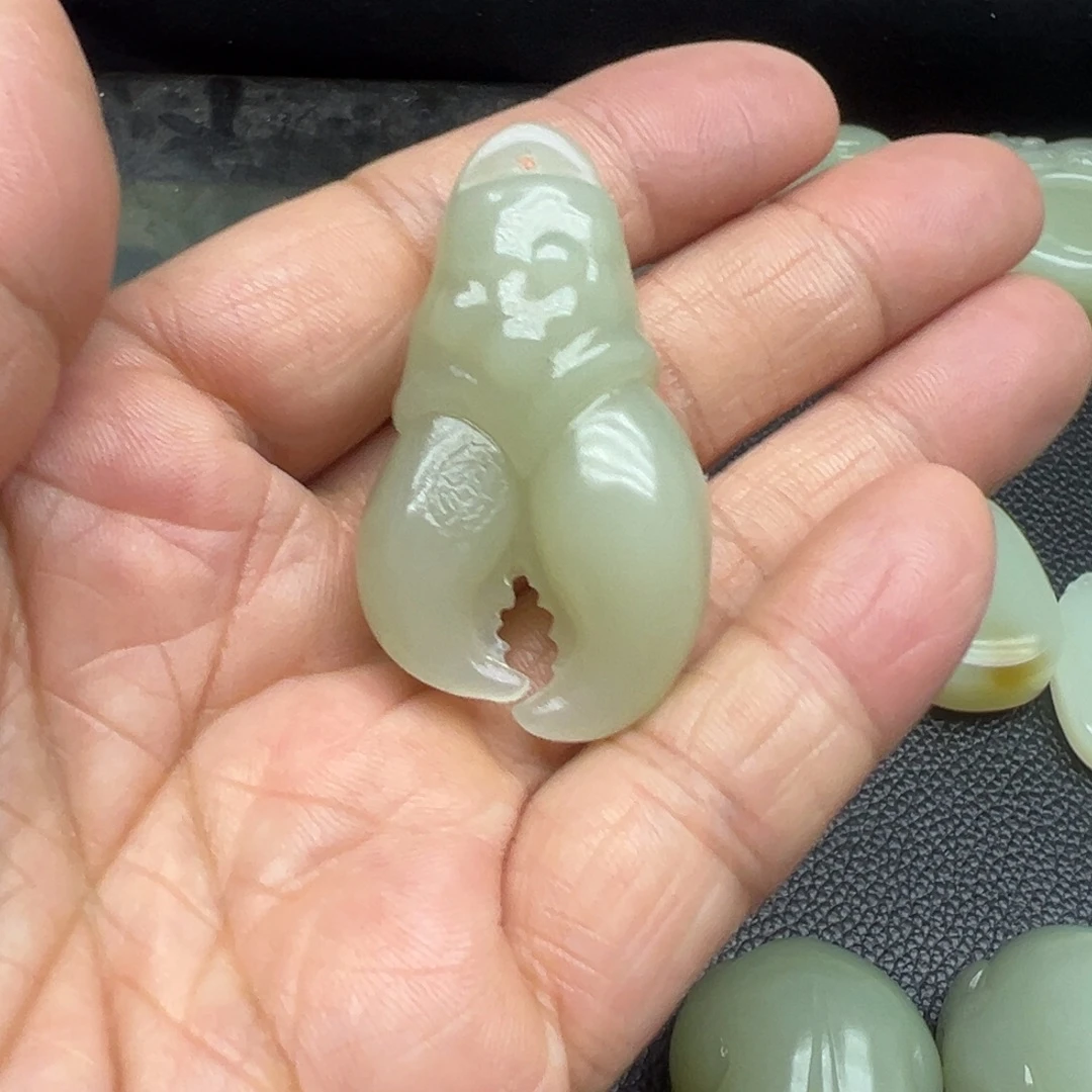 和田玉（糖玉）未镶嵌吊坠(不含链)