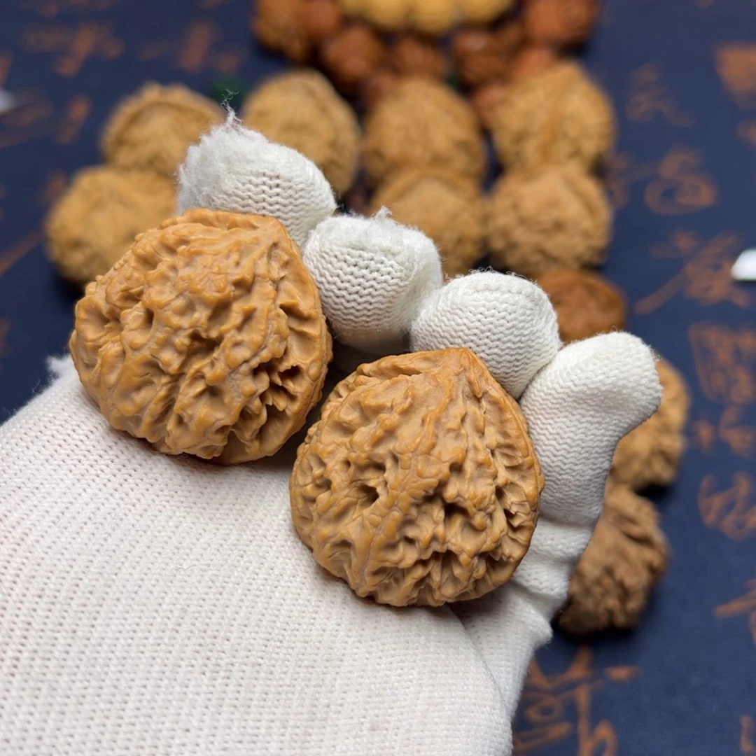 文玩核桃把件用****7秦岭野生植物核桃