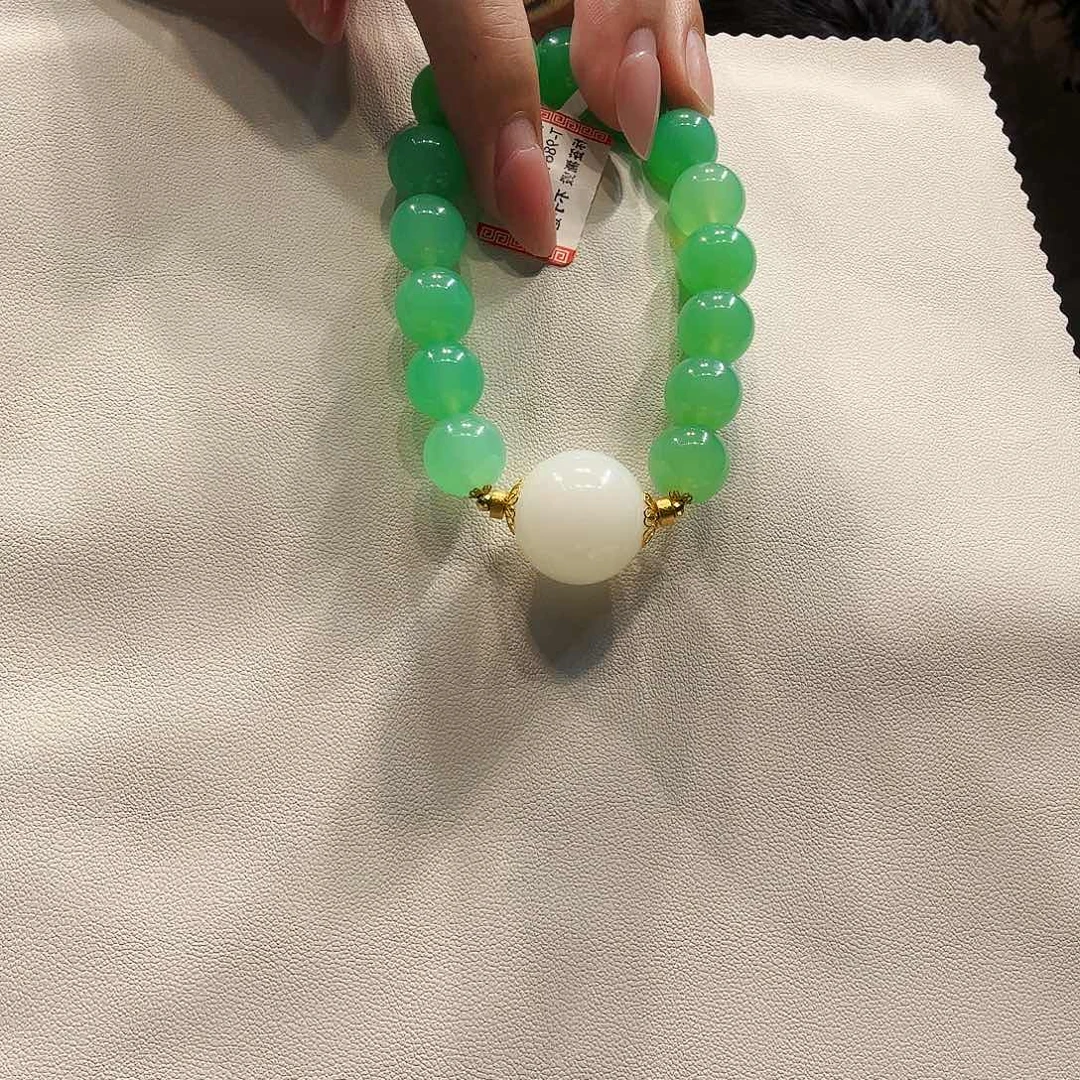 石英质玉未镶嵌手链