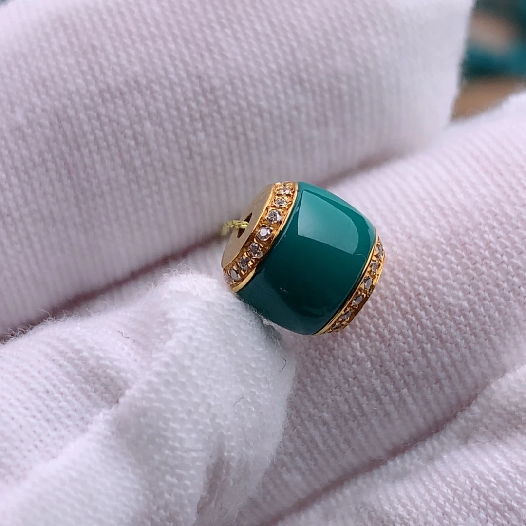 18K金镶嵌绿松石珠宝奇石