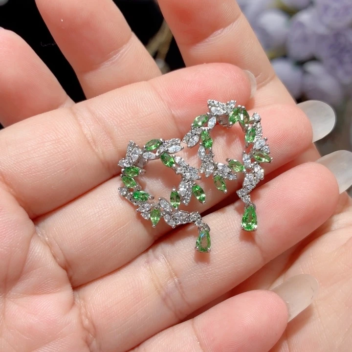 耳饰石榴石（沙弗莱）银S925镶嵌