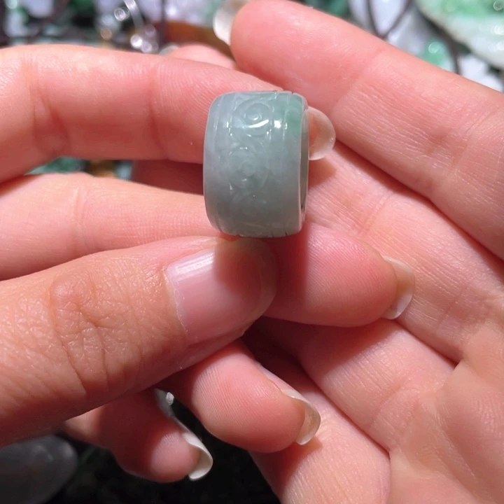 【闪购商品】翡翠颈饰未镶嵌天然翡翠