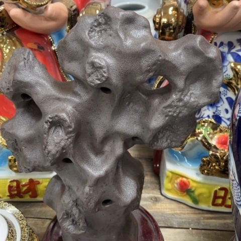 瓷片瑕疵。。。。。。。。。。。。。。。