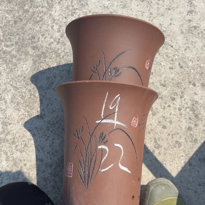 紫砂花盆紫砂的花