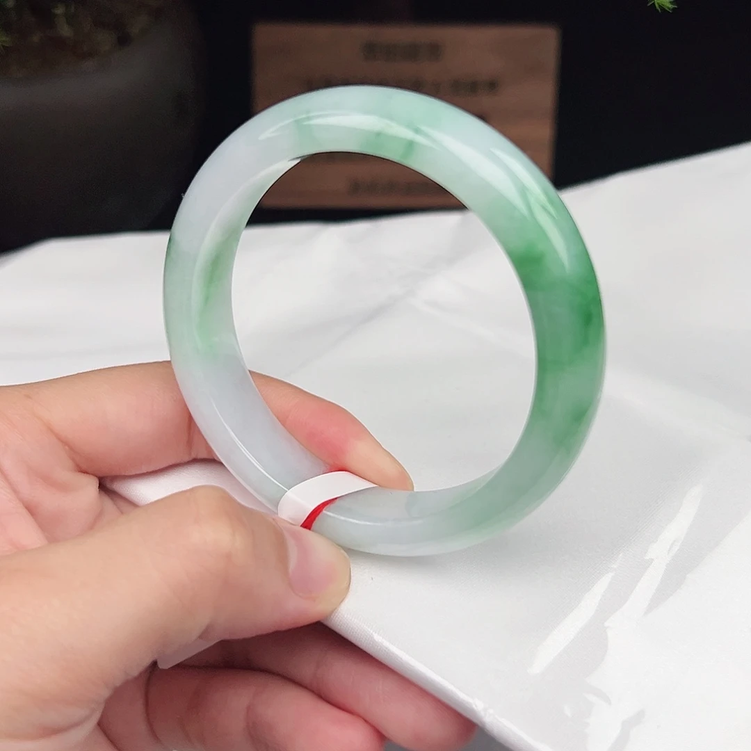 翡翠未镶嵌手镯b0301-1