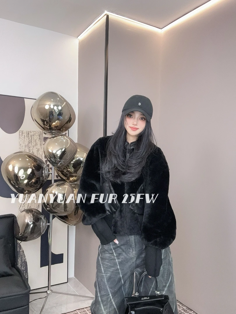【媛媛推荐】XIASIQING｜25FW 85526-B 新款时尚休闲皮毛一体外套