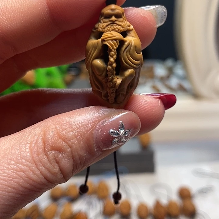 橄榄核吊坠橄榄核