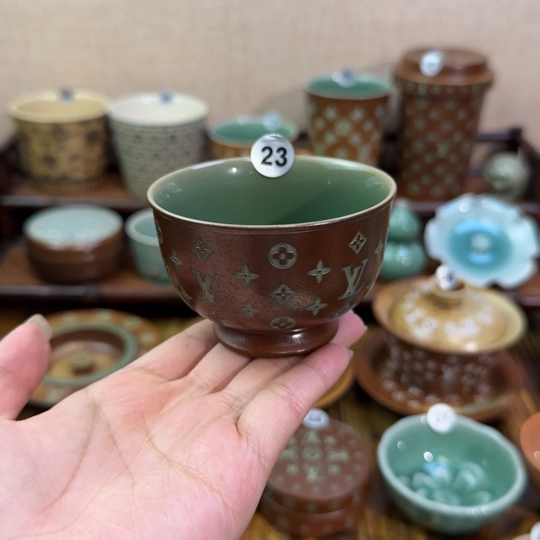 冉****龙泉青瓷小满青瓷