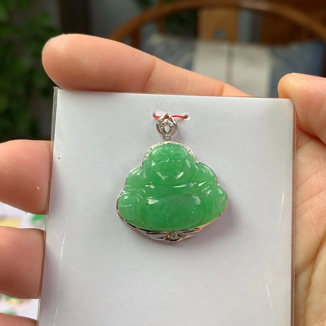 翡翠18K金镶嵌颈饰翡翠首饰