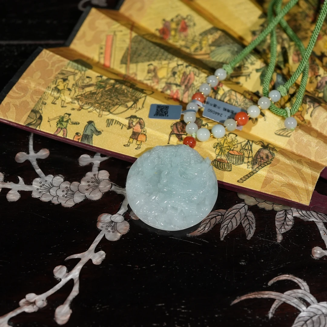 2.6香港王老板-翡翠吊坠kb424