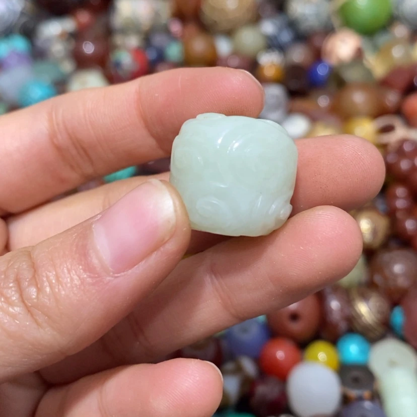 【闪购商品】和田玉（糖玉）颈饰未镶嵌顺**水