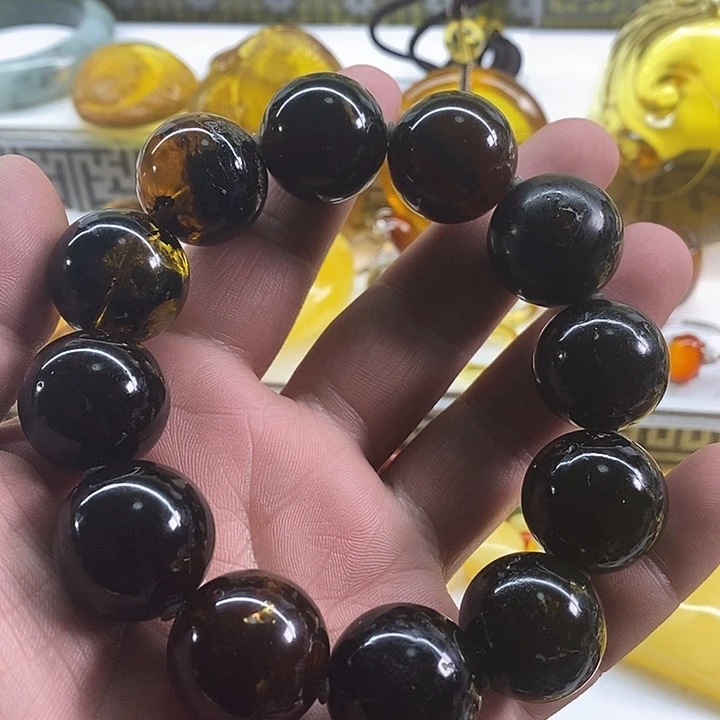琥珀裸石未镶嵌手串