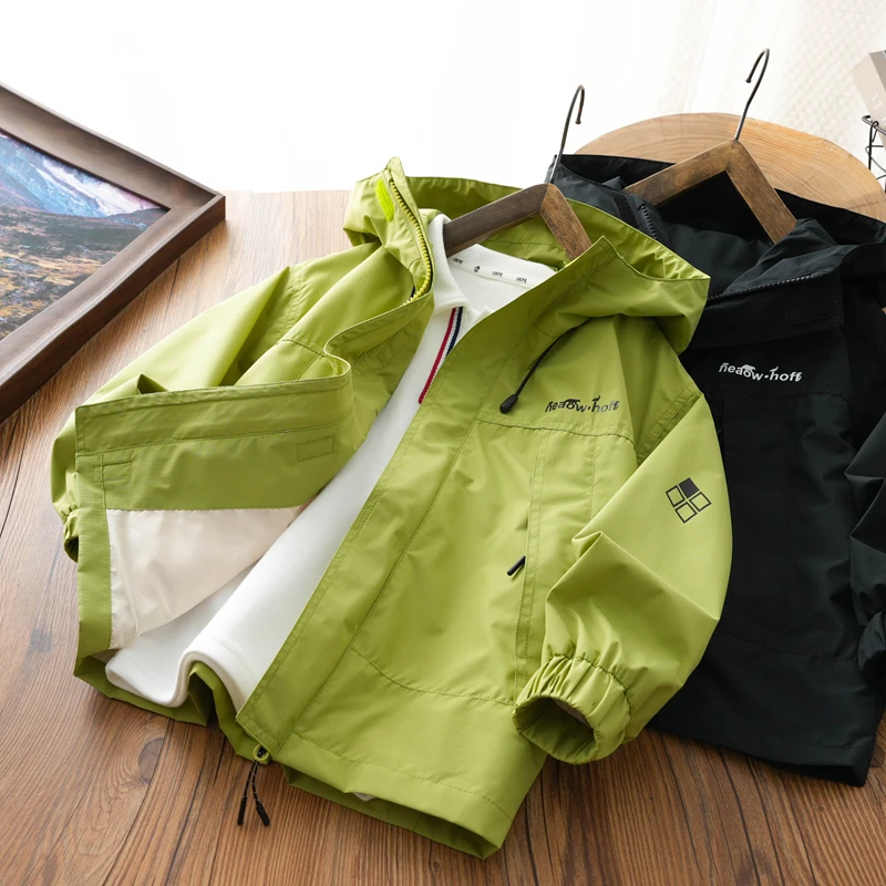 中大童休闲连帽冲锋衣男童洋气防风休闲外套儿童宽松拉链上衣潮