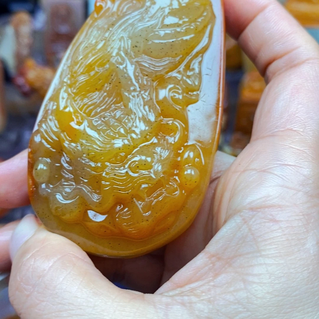 石英质玉（黄龙玉）未镶嵌吊坠(不含链)