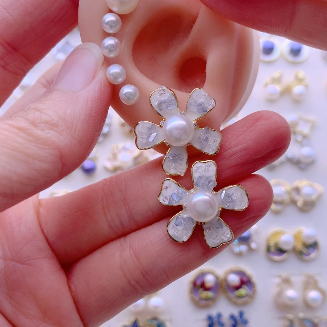 淡水珍珠合金耳饰