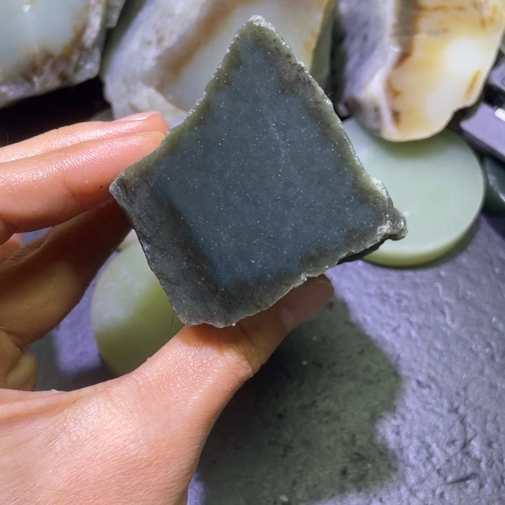 和田玉（糖玉）未镶嵌珠宝半成品