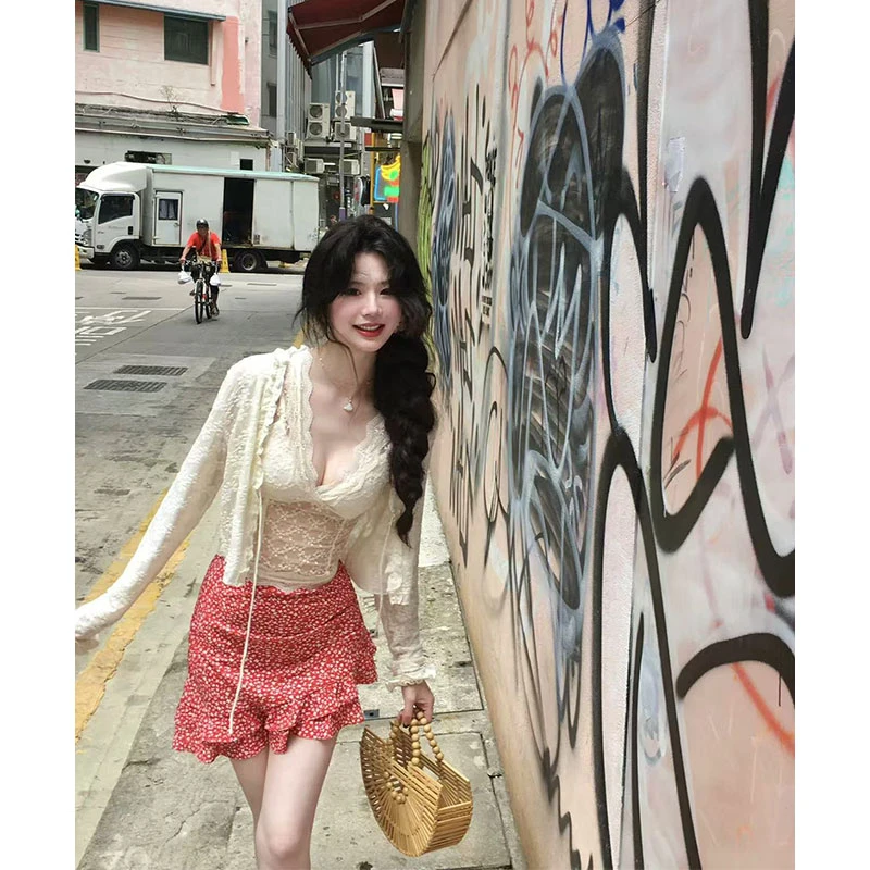 2025夏季新款ins甜辣风薄款防嗮开衫上衣蕾丝吊带背心配碎花短裙