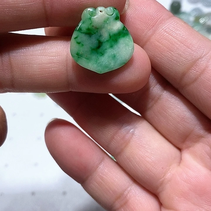 一****翡翠散珠天然翡翠