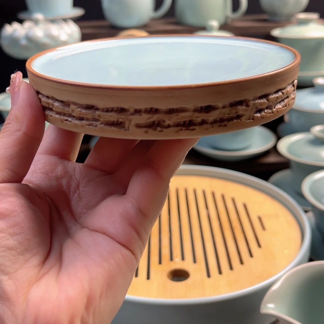 瓷重工跳刀壶承微瑕