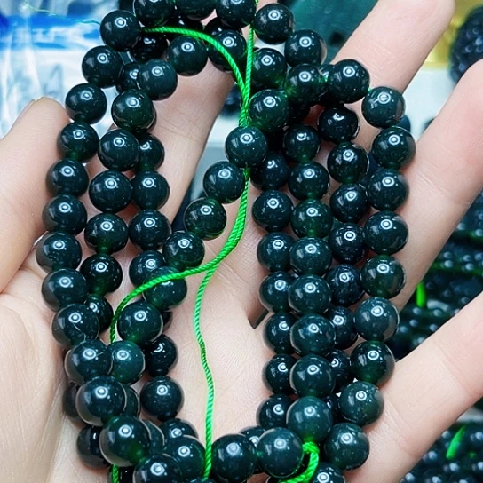 蛇纹石玉颈饰合金舂**开