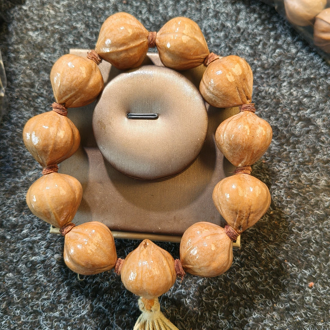 橄榄核2.4✖️2.5梅林铁核手串