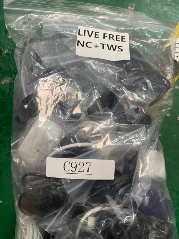 9新  捡漏LIVE FREE NC+TWS耳机编号C927