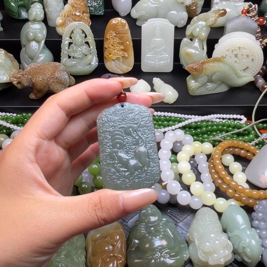 和田玉未镶嵌颈饰