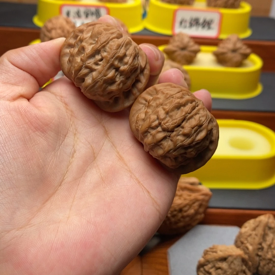 想***屁吊坠文玩核桃40石门元宝