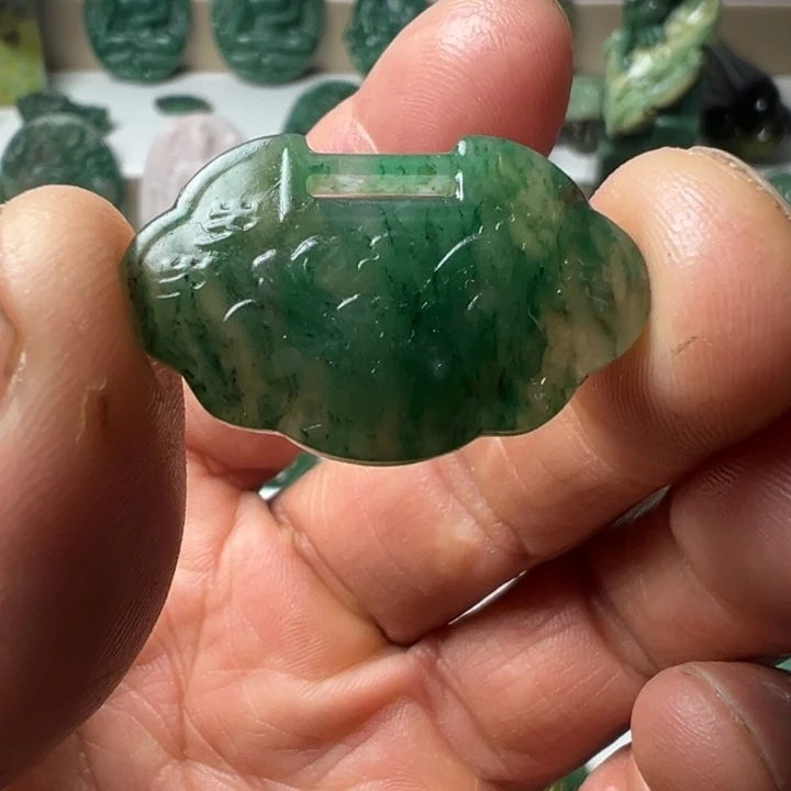 独山玉未镶嵌吊坠(不含链)