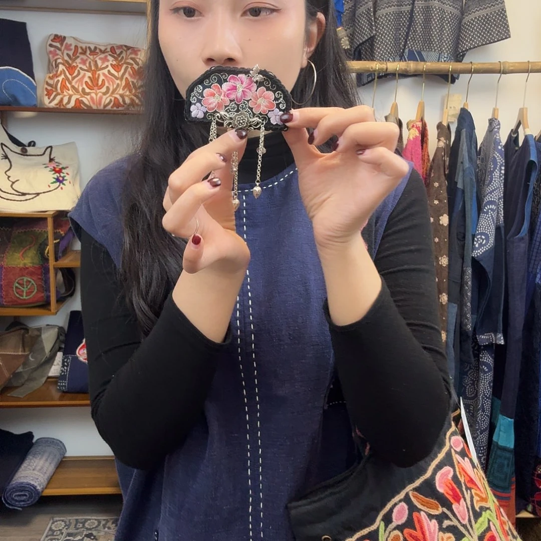 棉妤然服饰刺绣发夹
