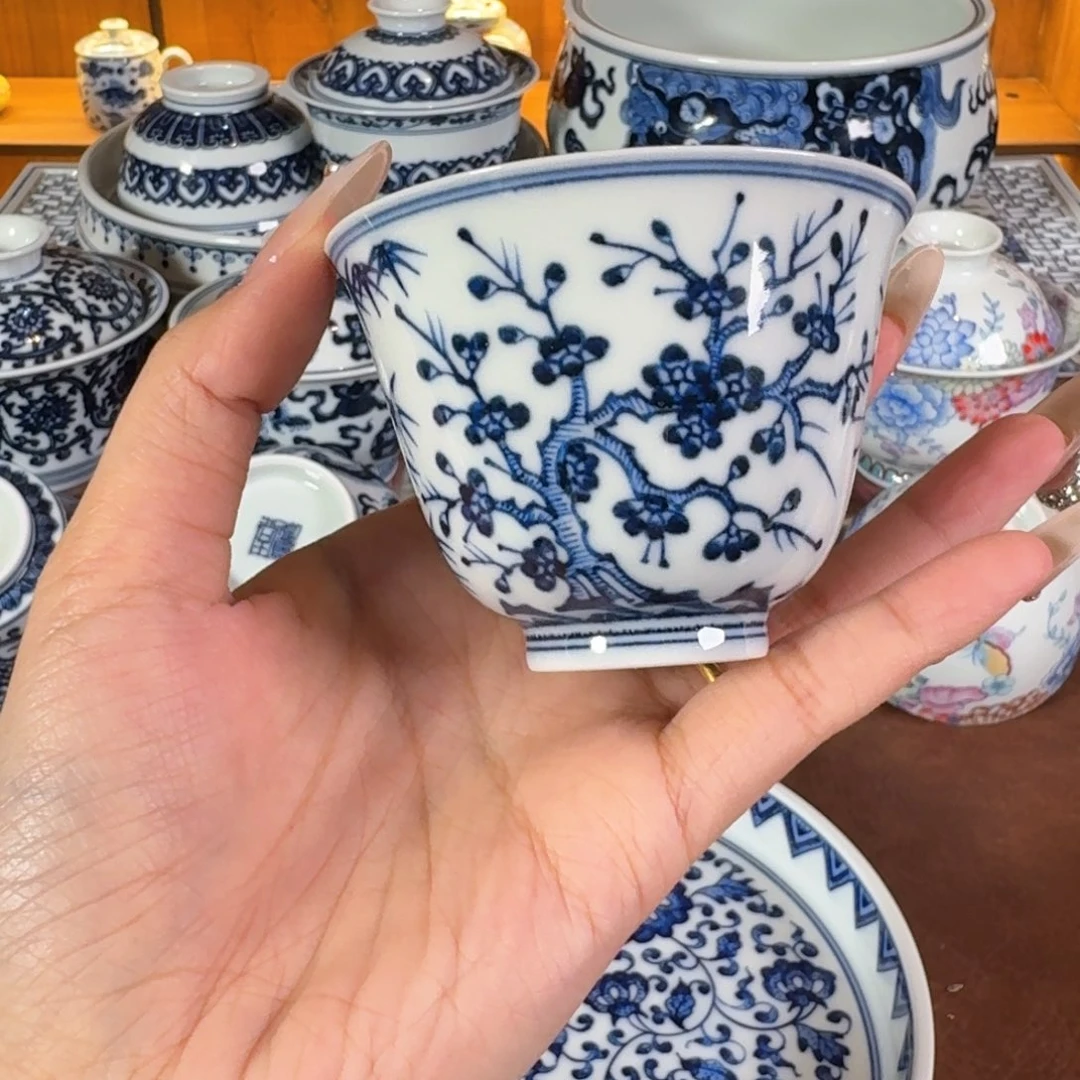 杯子。。。。。。。。。。。。。。