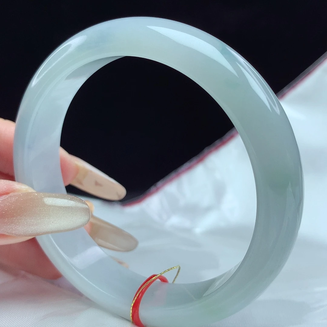 翡翠手镯未镶嵌57圈0500