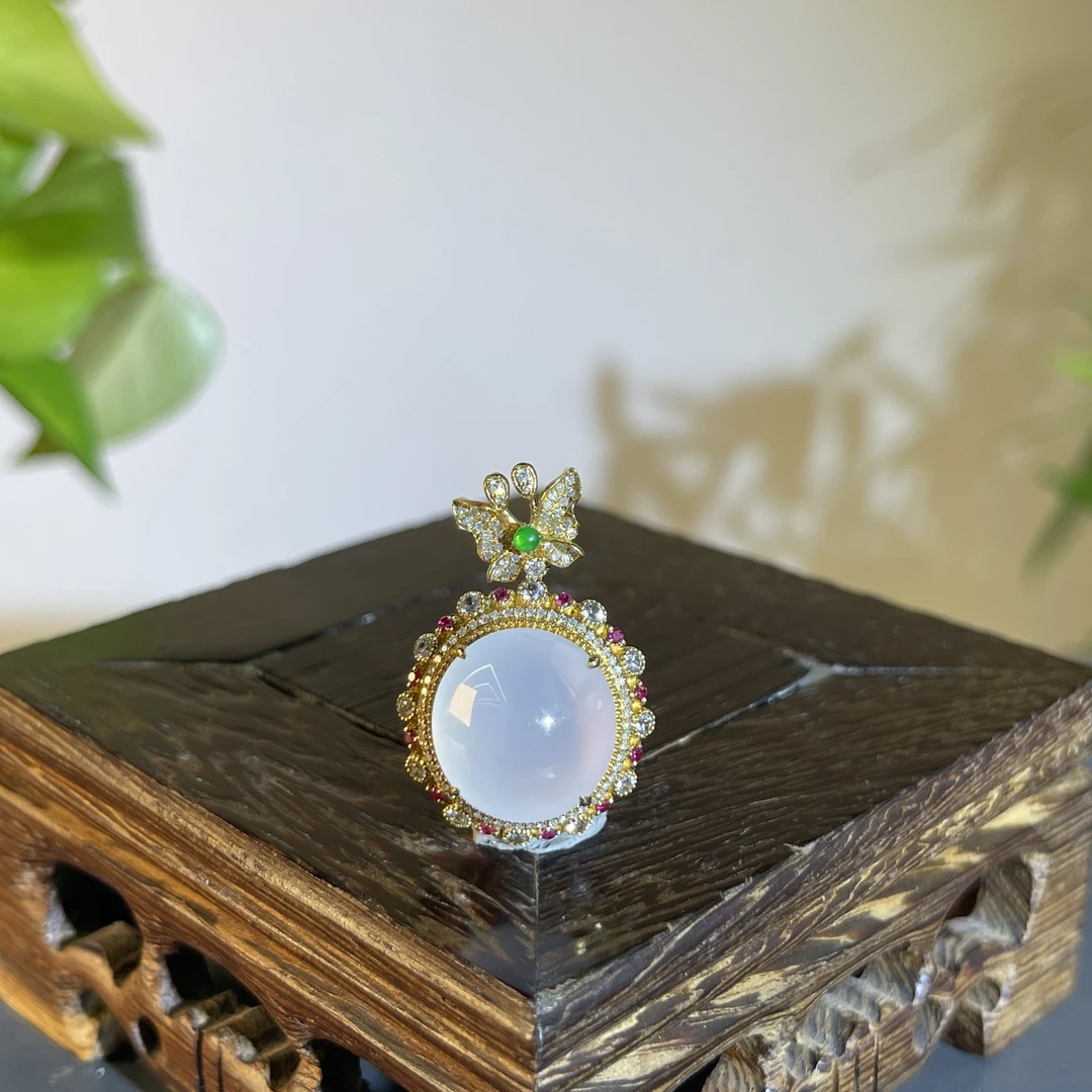 JGB04-162  天然缅甸A货翡翠  18K含钻镶嵌蛋面吊坠