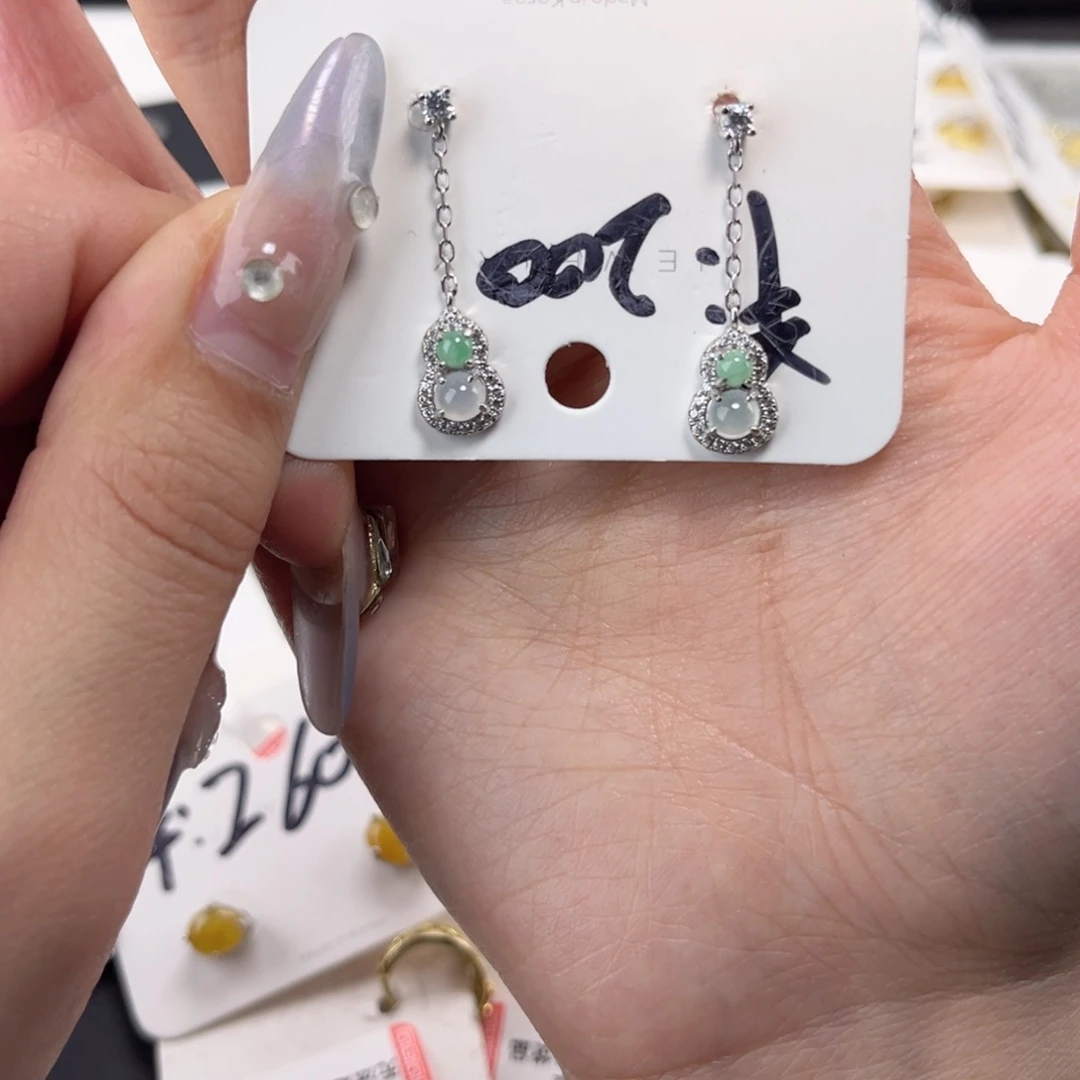 翡翠戒指银S925镶嵌66669