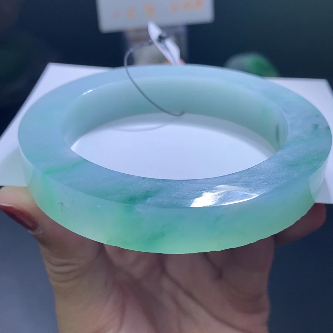 未镶嵌翡翠定制翡翠