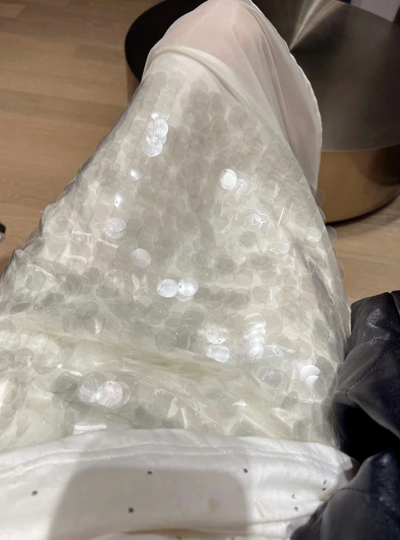 25年新款超仙透闪珠片绣开叉系带半身裙