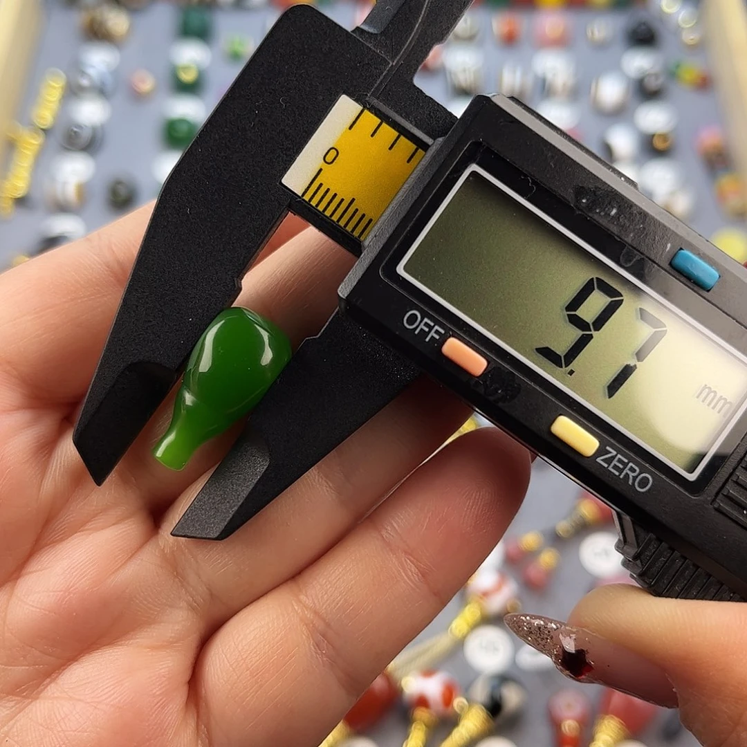 玛瑙/玉髓未镶嵌饰品