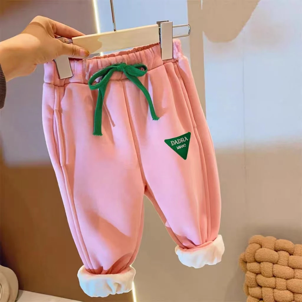 W011新款儿童卫裤经典时尚可爱百搭卫裤