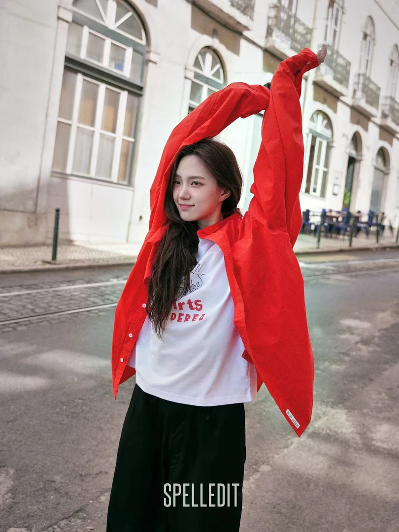 SPELLEDIT2025年秋季新品赤红宽松衬衫复古风时尚潮流上衣外套女