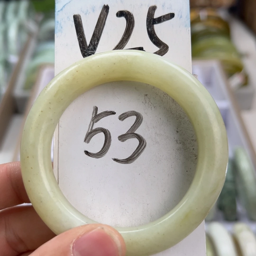 岫玉手镯未镶嵌天然岫玉微瑕