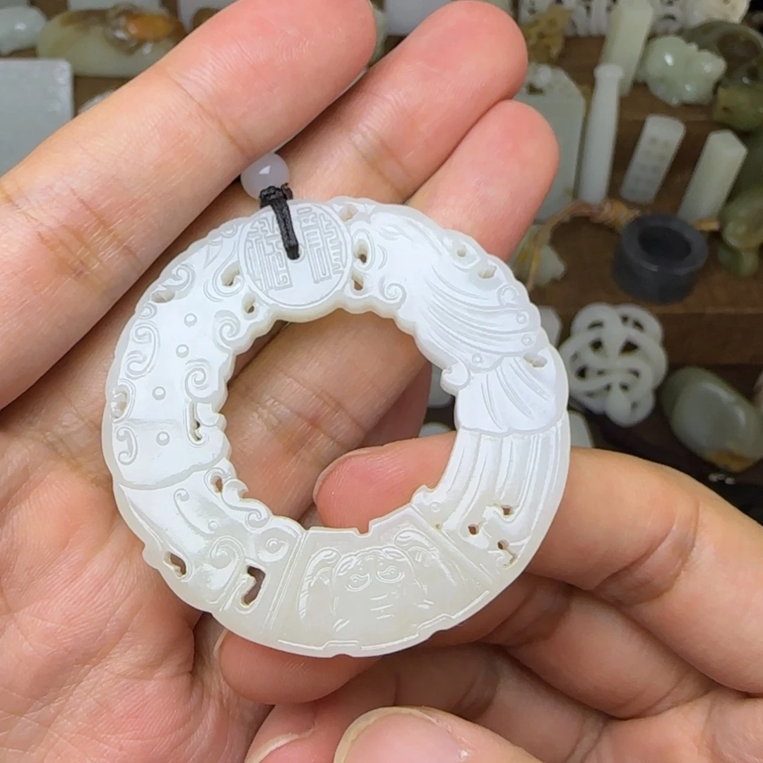 和田玉未镶嵌挂件